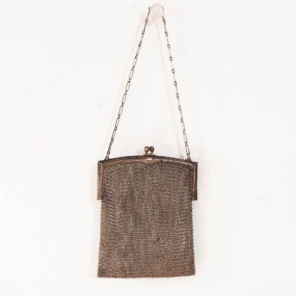 Antique Whiting and Davis Silver Mesh Chainmail Purse - Picture 2 of 7